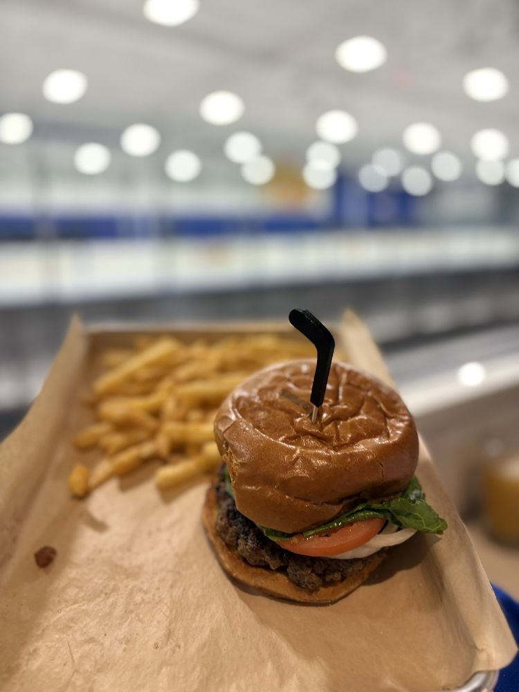 Front Runners Taphouse & Kitchen Logo