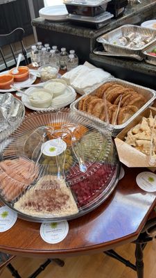 Dates and Olives by null
