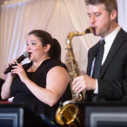 Yazz Events - Live wedding band with singer and saxaphone