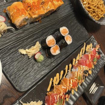 Koiyama - 1roll: koiyama roll  8/10 2 roll:  salmon roll 10/10 3 roll: Cowboy Roll w/ no avocado c: i'm allergic  10/10 - Sushi Bars Near Me - Forney, Texas
