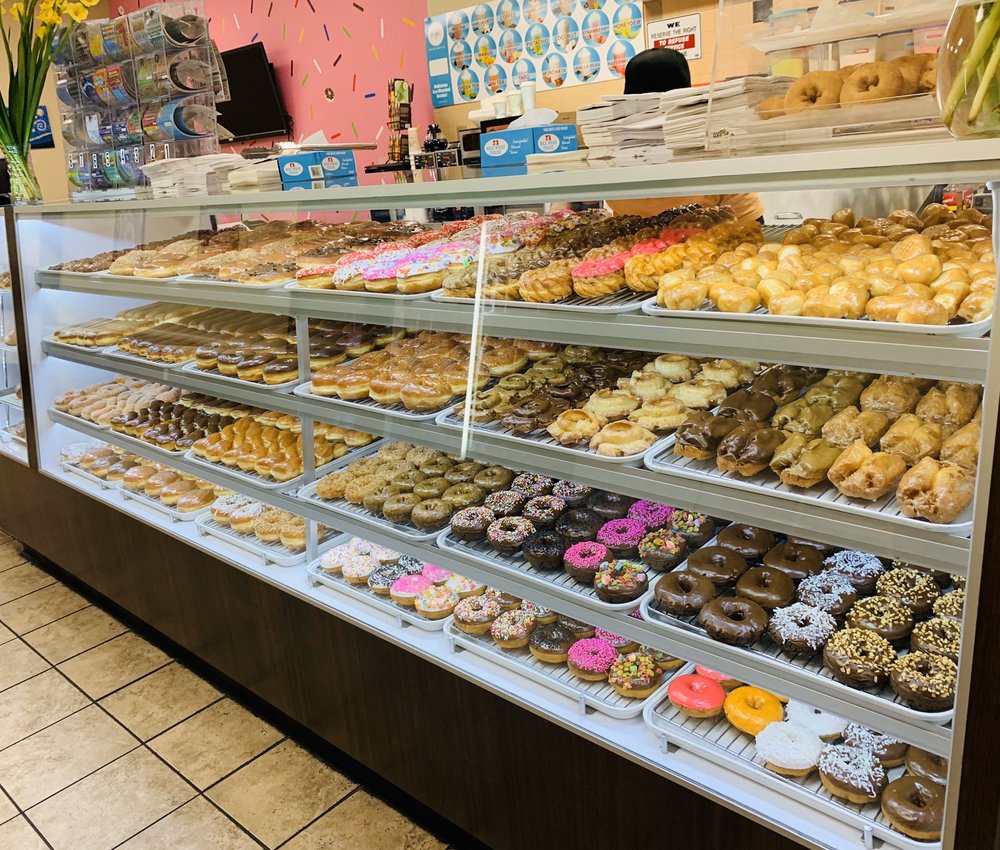 HALO DONUTS 68 Photos & 89 Reviews 19201 Bear Valley Rd, Apple