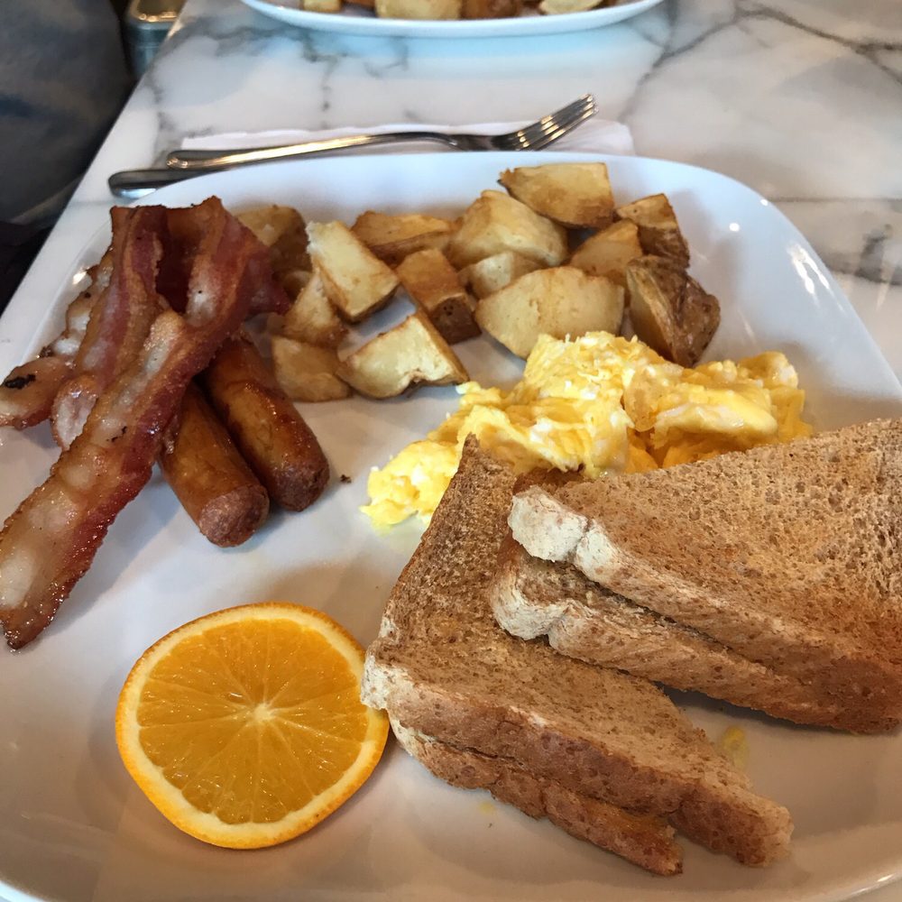 Frankie's - Breakfast & Brunch Near Me - Toronto, Ontario