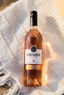 Good Harbor Vineyards by null