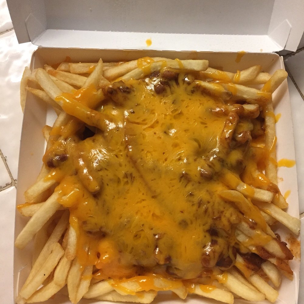 Baker's Drive-Thru - Chili Cheese Fries...Meh! Not good. - Burgers Near Me - Colton, California