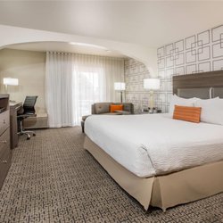 Hawthorn Suites by Wyndham Livermore - 1 King Studio Suite