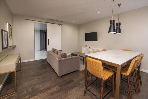 The Statler Dallas, Curio Collection by Hilton by null