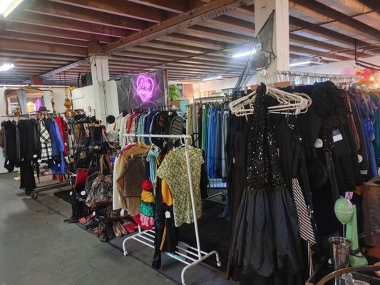Memory Den | Vintage Mall by null
