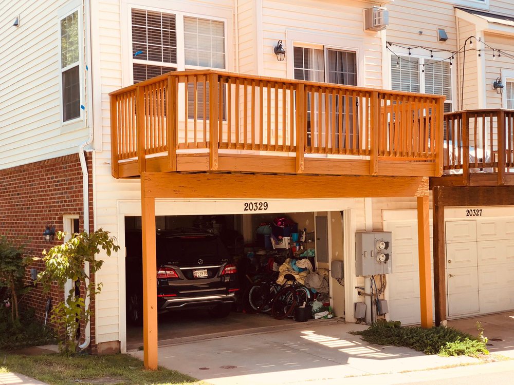 Slide of Navarro Contracting