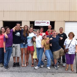 VineLife Christian Church - The Voyage (Teen Ministry) serving the community.