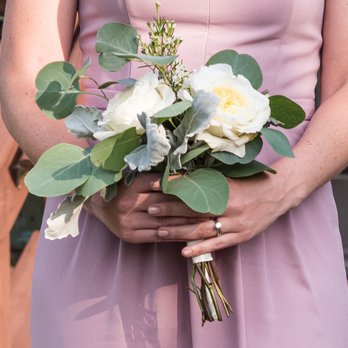 Susanne's Weddings Floral Design Studio - Bridesmaid bouquet - Florists Near Me - Hampstead, New Hampshire Susanne's Weddings Floral Design Studio - Bridesmaid bouquet - Florists Near Me - Hampstead, New Hampshire