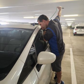 Noble Locksmith - Unlocking a Toyota Prius - Keys & Locksmiths Near Me Noble Locksmith - Unlocking a Toyota Prius - Keys & Locksmiths Near Me