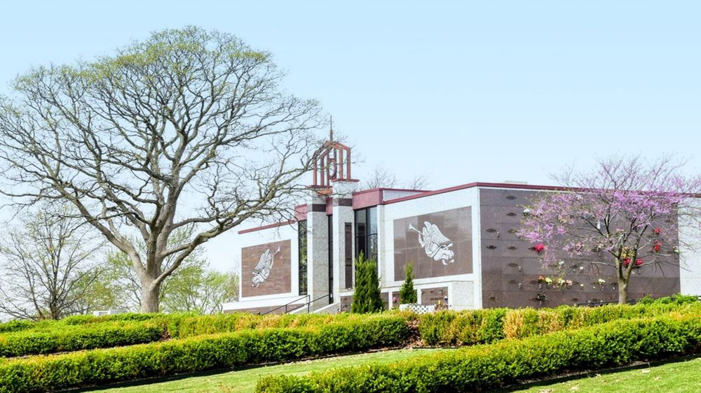 WHITE CHAPEL FUNERAL HOME 33 Photos 6600 NE Antioch Rd