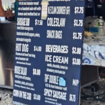 Lobster Landing - Very very reasonably priced menu! - Seafood Markets Near Me - Clinton, Connecticut