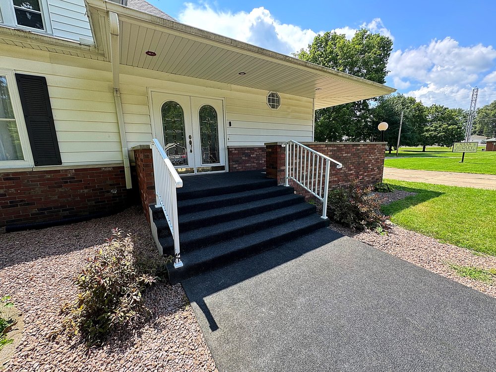 Slide of HammerTime Handyman