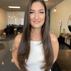 Culture Beauty and Dry Bar - Express blowout and soft glam makeup look.