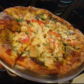 Fuel - Chicken pesto pizza - Sports Bars Near Me - Clarion, Iowa