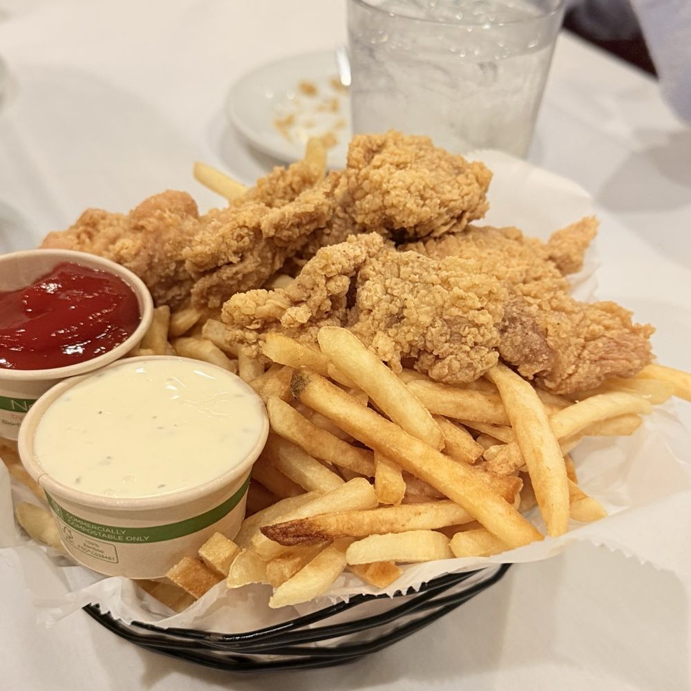 Side Street Inn - "Popcorn" Chicken* & Fries - Hawaiian Near Me - Honolulu, Hawaii Side Street Inn - "Popcorn" Chicken* & Fries - Hawaiian Near Me - Honolulu, Hawaii