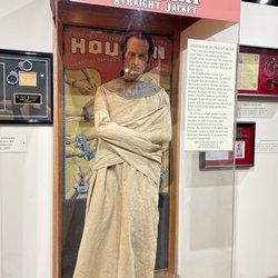 Historic Attractions - Houdini