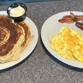 Denny's - Cheddar Cheese Egg Breakfast - Diners Near Me - Post Falls, Idaho