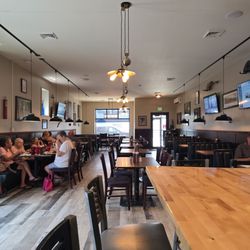 Firehouse BBQ and Blues - Interior