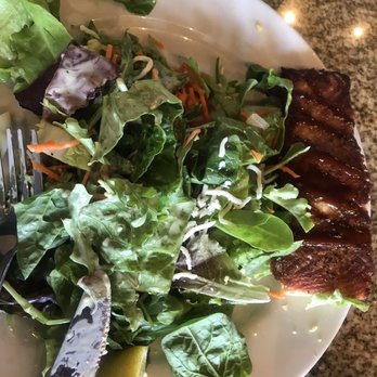 bellagreen - Salmon salad (Delicious!!) - New American Near Me - Houston, Texas