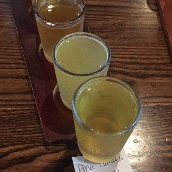 Bottlenose Brewing - Beer flight - Gastropubs Near Me - Jacksonville, Florida Bottlenose Brewing - Beer flight - Gastropubs Near Me - Jacksonville, Florida