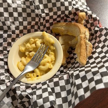 Jake's Place - American Near Me - Hendersonville, Tennessee
