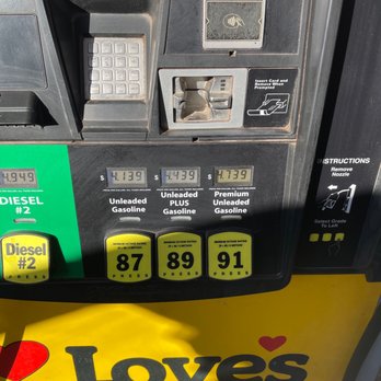 Love's Travel Stop - Gas Stations Near Me - Santa Rosa, New Mexico