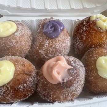 Shaka Shack - Malasada Filling Sampler Half Dozen - Hawaiian Near Me - Alameda, California Shaka Shack - Malasada Filling Sampler Half Dozen - Hawaiian Near Me - Alameda, California