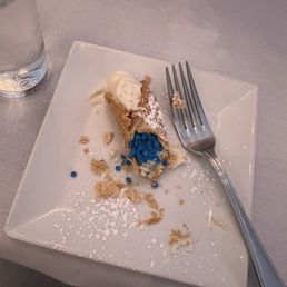 Gender reveal cannolis