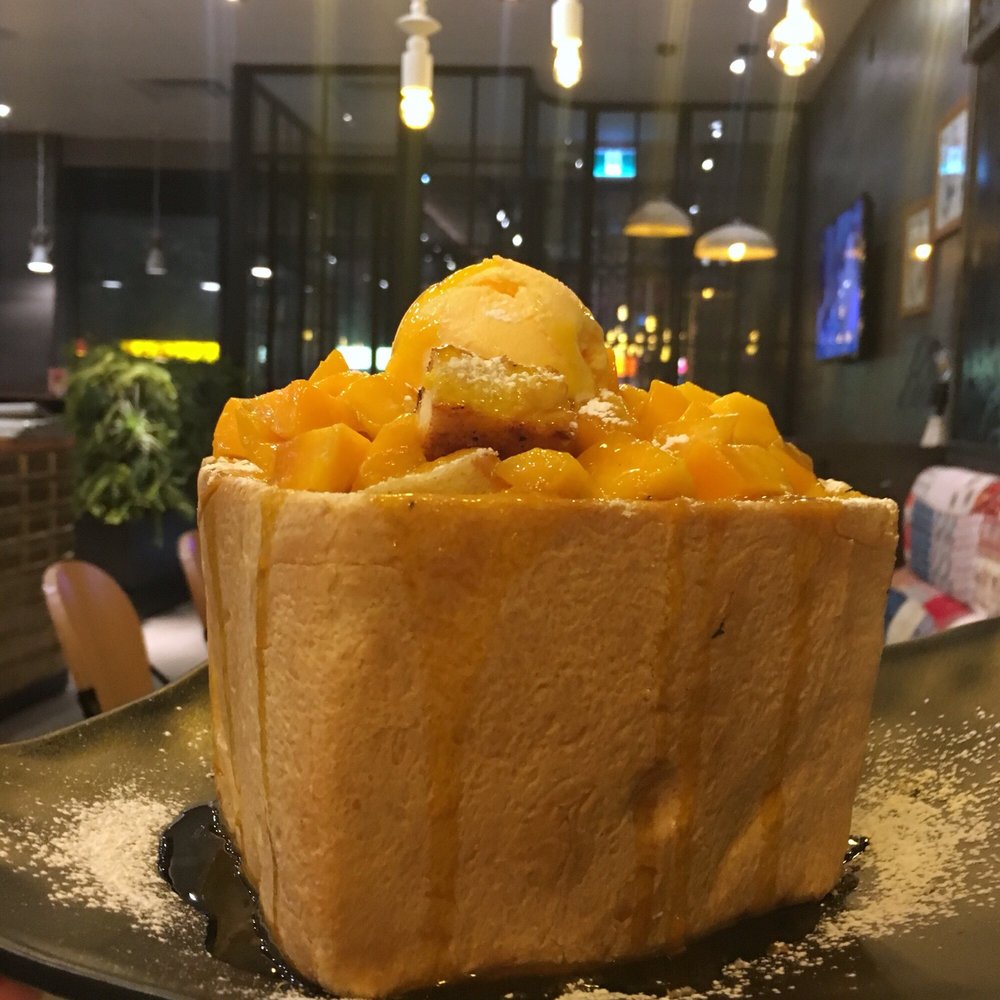 Bingsu Bean - Desserts Near Me - Toronto, Ontario Bingsu Bean - Desserts Near Me - Toronto, Ontario