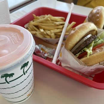 In-N-Out Burger - Burgers Near Me - Folsom, California In-N-Out Burger - Burgers Near Me - Folsom, California