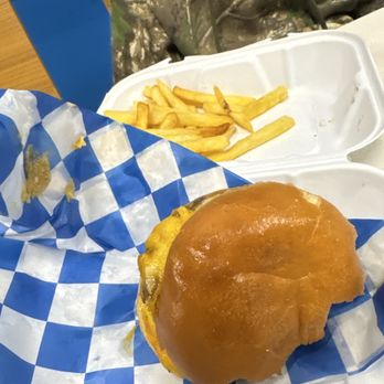 Blue Collar Burger - Kids cheeseburger - Burgers Near Me - Plant City, Florida Blue Collar Burger - Kids cheeseburger - Burgers Near Me - Plant City, Florida