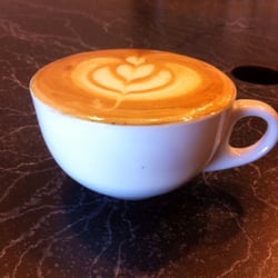 Da Vinci's Coffeehouse and Gelateria - Small Capp (on the creamy side!)