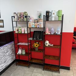 Cluck & Crispy Chicken - Decor and things for sale