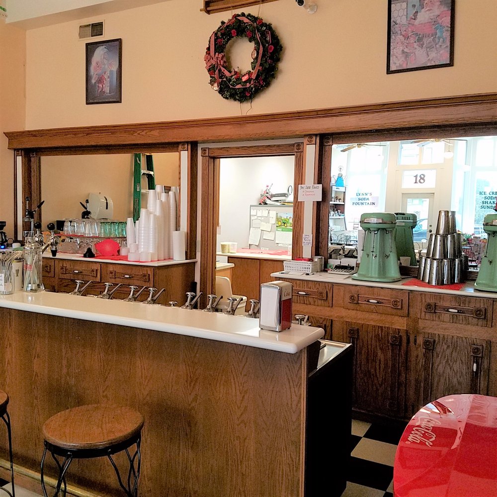 Lynn's Pharmacy - soda fountain in the ice cream shop - Pharmacy Near Me - Brazil, Indiana Lynn's Pharmacy - soda fountain in the ice cream shop - Pharmacy Near Me - Brazil, Indiana