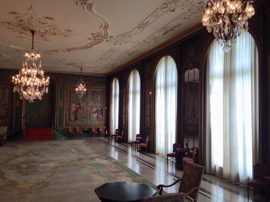 Villa Hügel by null