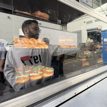 Legendary Doughnuts - Donuts Near Me - Auburn, Washington