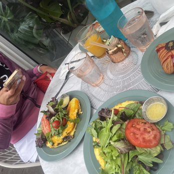 L'Artisane Creative Bakery - Bakeries Near Me - Coral Gables, Florida L'Artisane Creative Bakery - Bakeries Near Me - Coral Gables, Florida