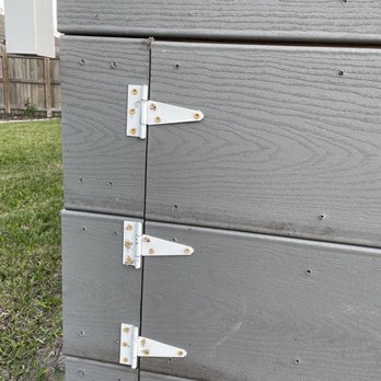 A List Home Professionals - The hinges for the storage area are not screwed in correctly. A few of the screws have already fallen out. - Decks & Railing Near Me A List Home Professionals - The hinges for the storage area are not screwed in correctly. A few of the screws have already fallen out. - Decks & Railing Near Me