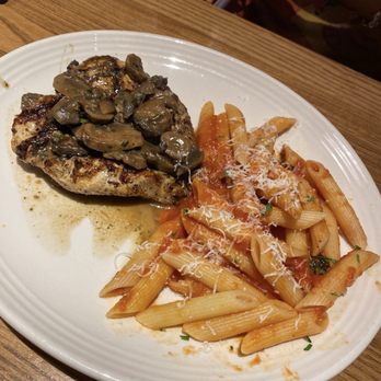 Carrabba's Italian Grill - Grilled chicken - Italian Near Me - Lutz, Florida Carrabba's Italian Grill - Grilled chicken - Italian Near Me - Lutz, Florida