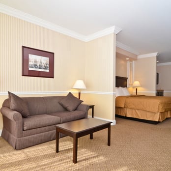 Comfort Inn & Suites Plattsburgh - Morrisonville - King Room - Hotels Near Me - Plattsburgh, New York Comfort Inn & Suites Plattsburgh - Morrisonville - King Room - Hotels Near Me - Plattsburgh, New York