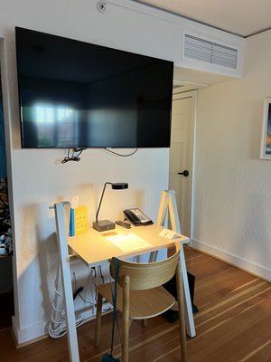 SCP Redmond Hotel by null