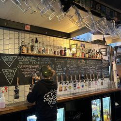 Saccharomyces Beer Cafe