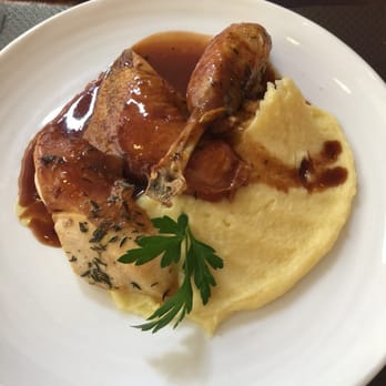 Le Petit Pontoise - Delicious chicken - Bistros Near Me - Paris, 75 Le Petit Pontoise - Delicious chicken - Bistros Near Me - Paris, 75