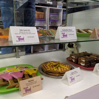 Bone Appetit Bakery - Pet Stores Near Me - Nashville, Indiana Bone Appetit Bakery - Pet Stores Near Me - Nashville, Indiana