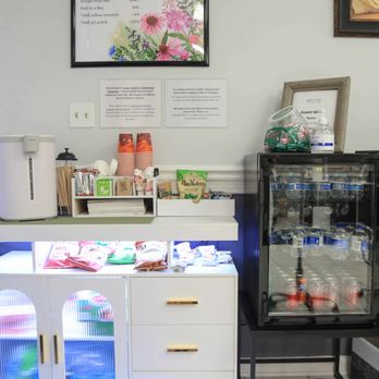 Blume Nails & Spa - Nail Salons Near Me - Lilburn, Georgia