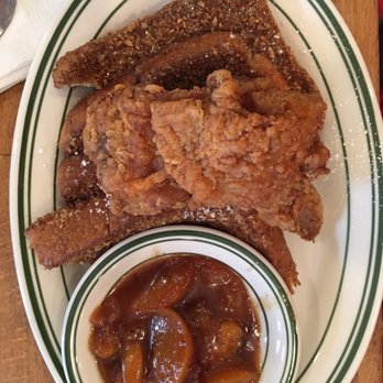 Peaches HotHouse - Boneless chicken with toast - Southern Near Me - Brooklyn, New York Peaches HotHouse - Boneless chicken with toast - Southern Near Me - Brooklyn, New York