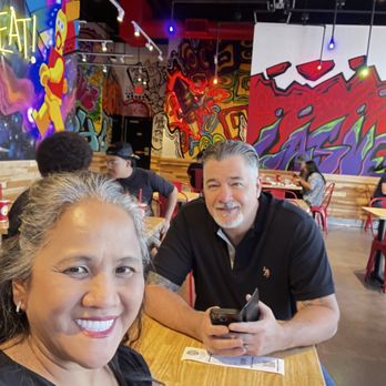 Dave's Hot Chicken - The ambience - Chicken Shop Near Me - Las Vegas, Nevada