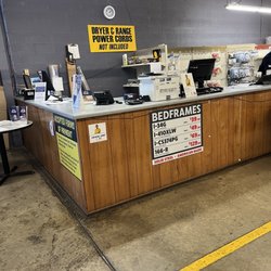 American Freight: Appliance, Furniture, Mattress - Front desk